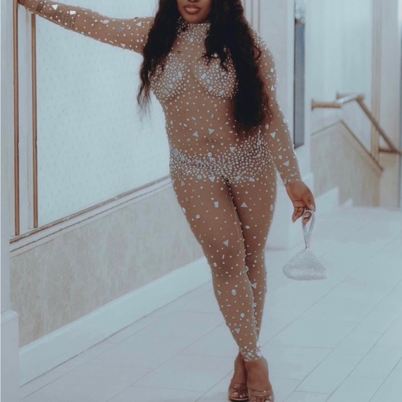 ALL EYES ON ME JUMPSUIT from shopdenoa - Picture 3 of 7